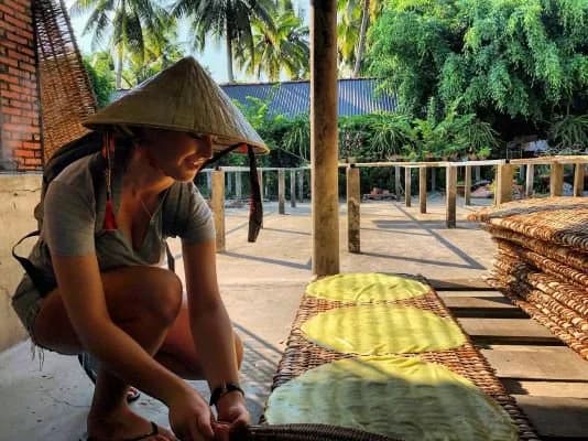 Lò hủ tiếu truyền thống ở Cần Thơ - Nét đẹp văn hóa truyền thống