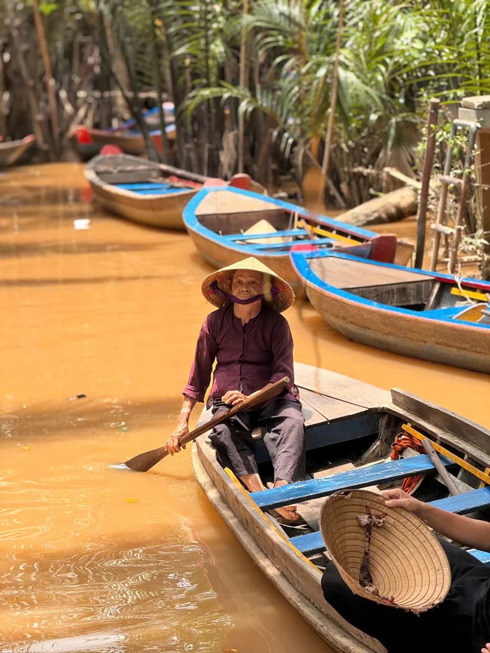 Nên đi miền Tây tự túc hay đi tour? So sánh chi phí, lịch trình và trải nghiệm thực tế