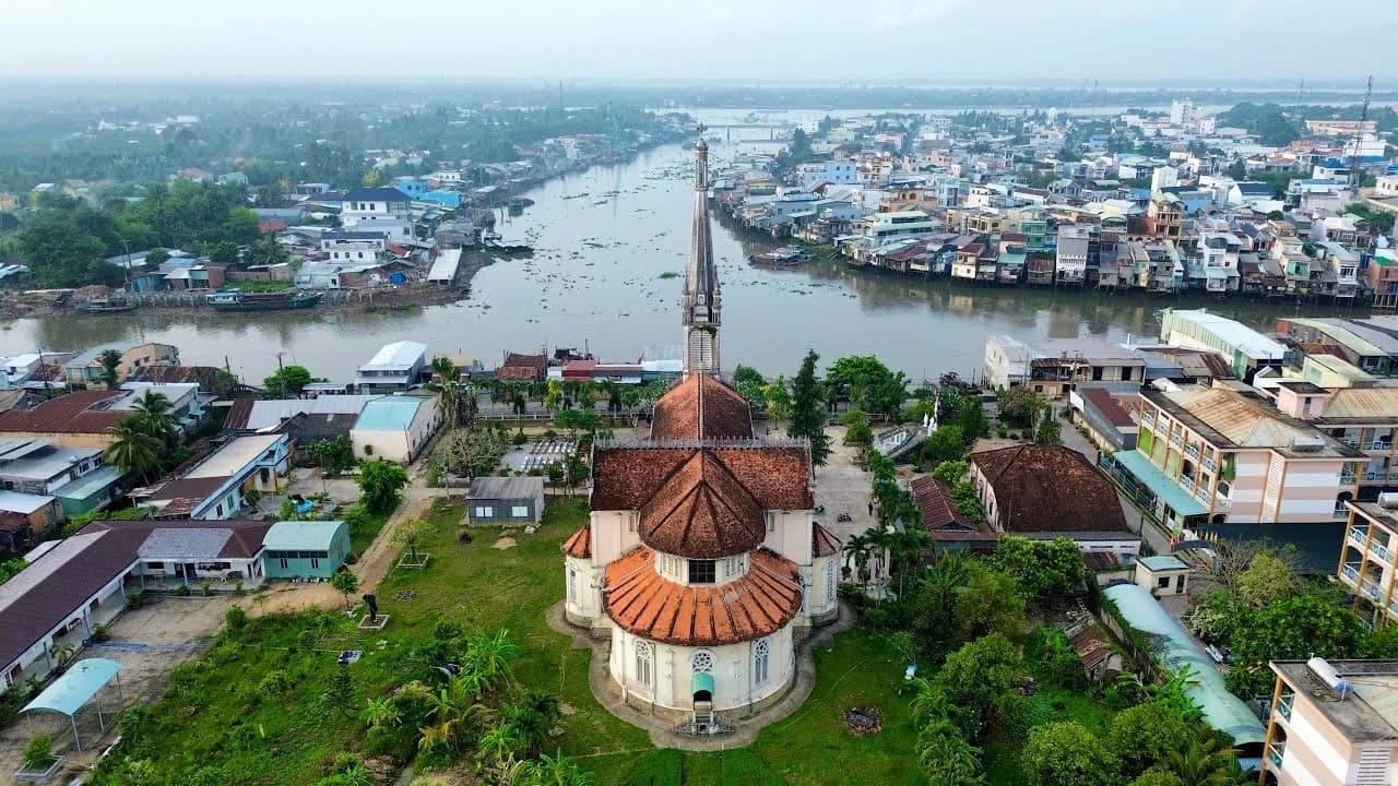 Nhà thờ Cái Bè – Công trình kiến trúc tôn giáo nổi bật miền