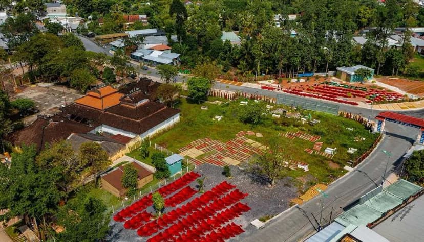 Một góc làng chiếu Định Yên từ trên cao