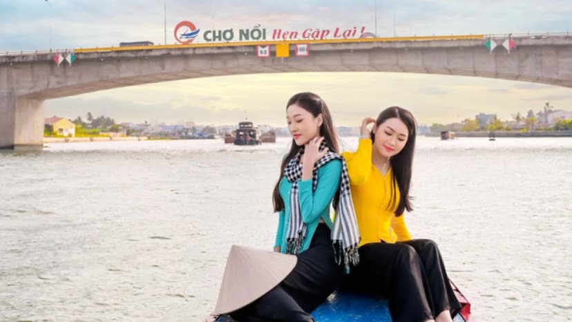 Trang phục phù hợp khi trải nghiệm sông nước miền Tây