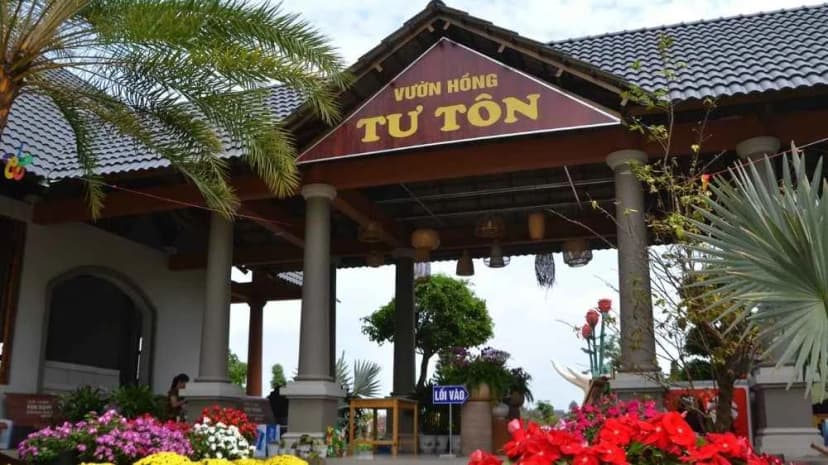 Quy mô và cách bố trí không gian Vườn hồng Tư Tôn