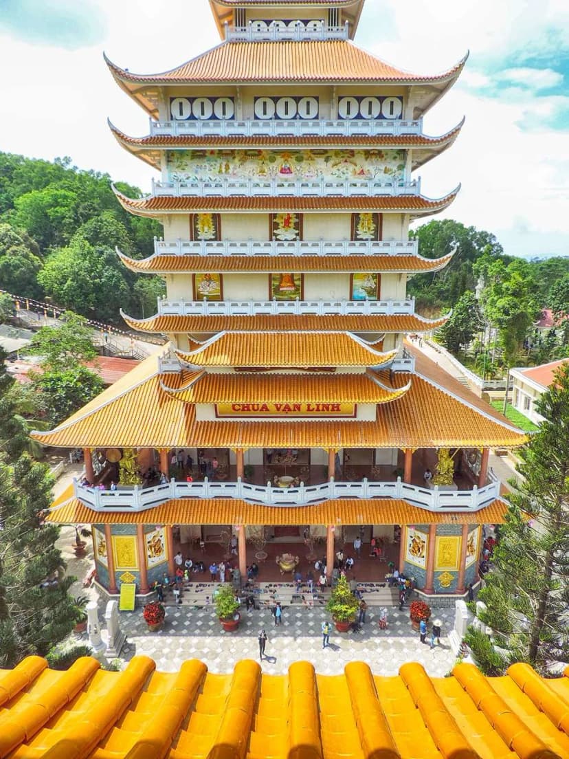 Chùa Vạn Linh linh thiêng