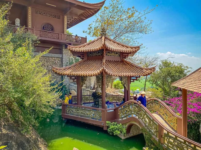 Khuôn viên chùa Phước Điền