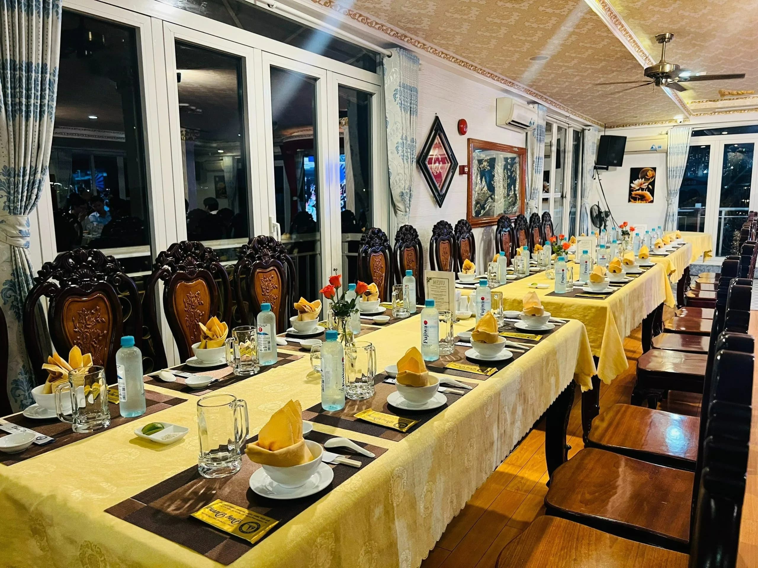 Ăn tối trên du thuyền Đông Dương Indochine cruise - hình 5