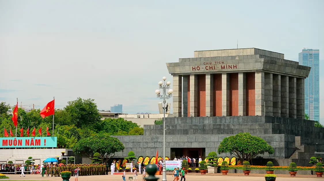 Tour Miền Bắc 5N4Đ: Hà Nội - Hạ Long - Tràng An - Sapa