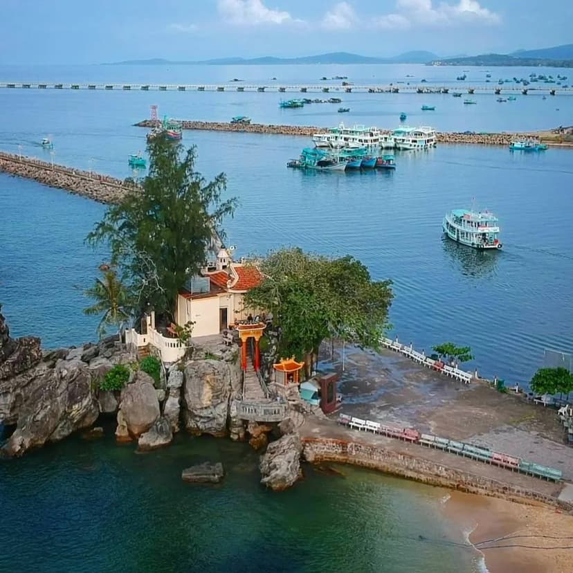 Kinh Nghiệm Tham Quan Dinh Cậu