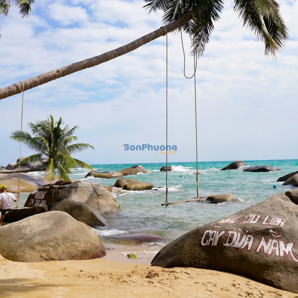 Tour Đảo Hòn Sơn 2N2D