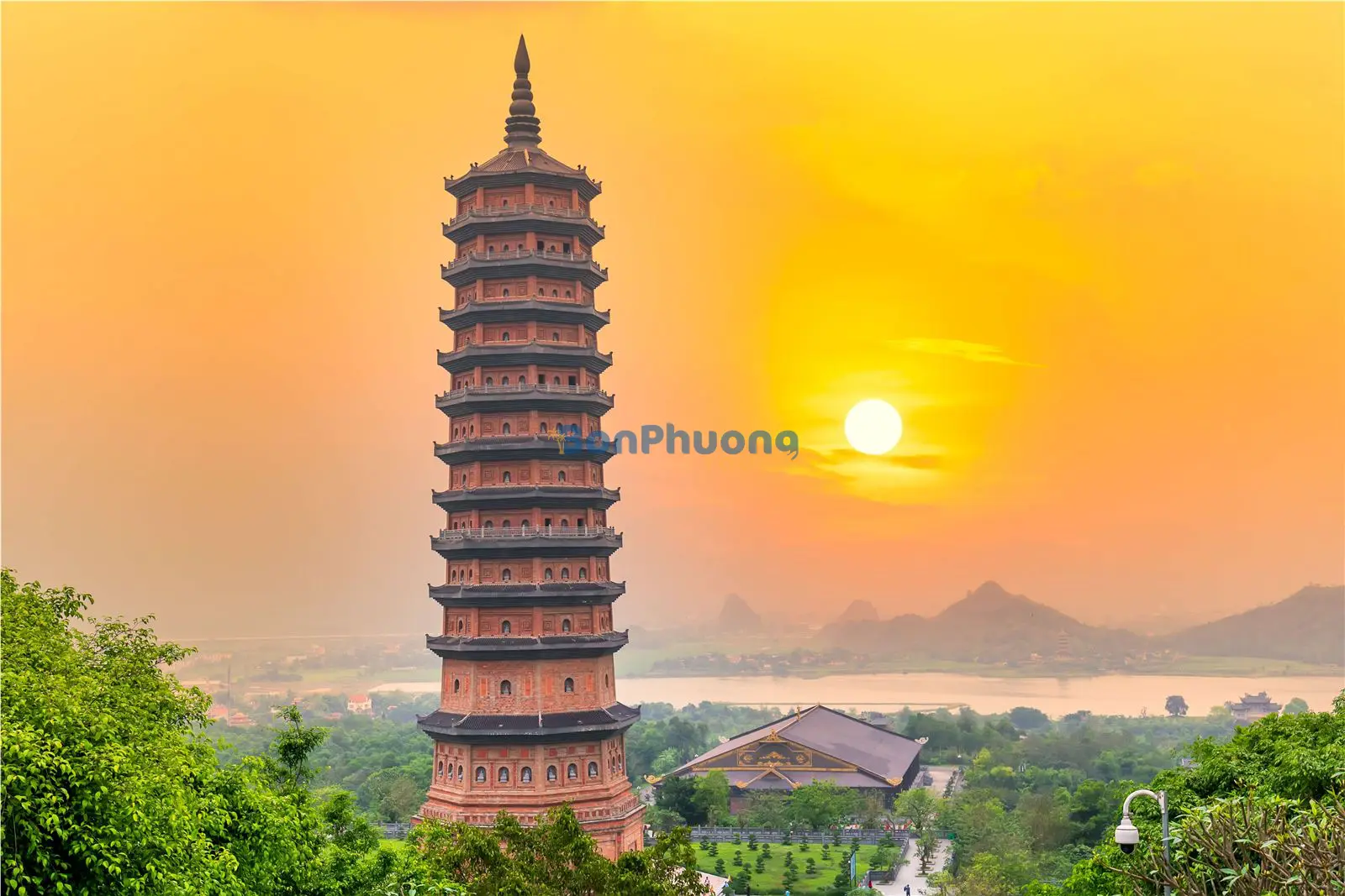 Tour Du Lịch Hà Nội - Hạ Long - Ninh Bình - Sapa - Fansipan 5N4Đ từ TP.HCM