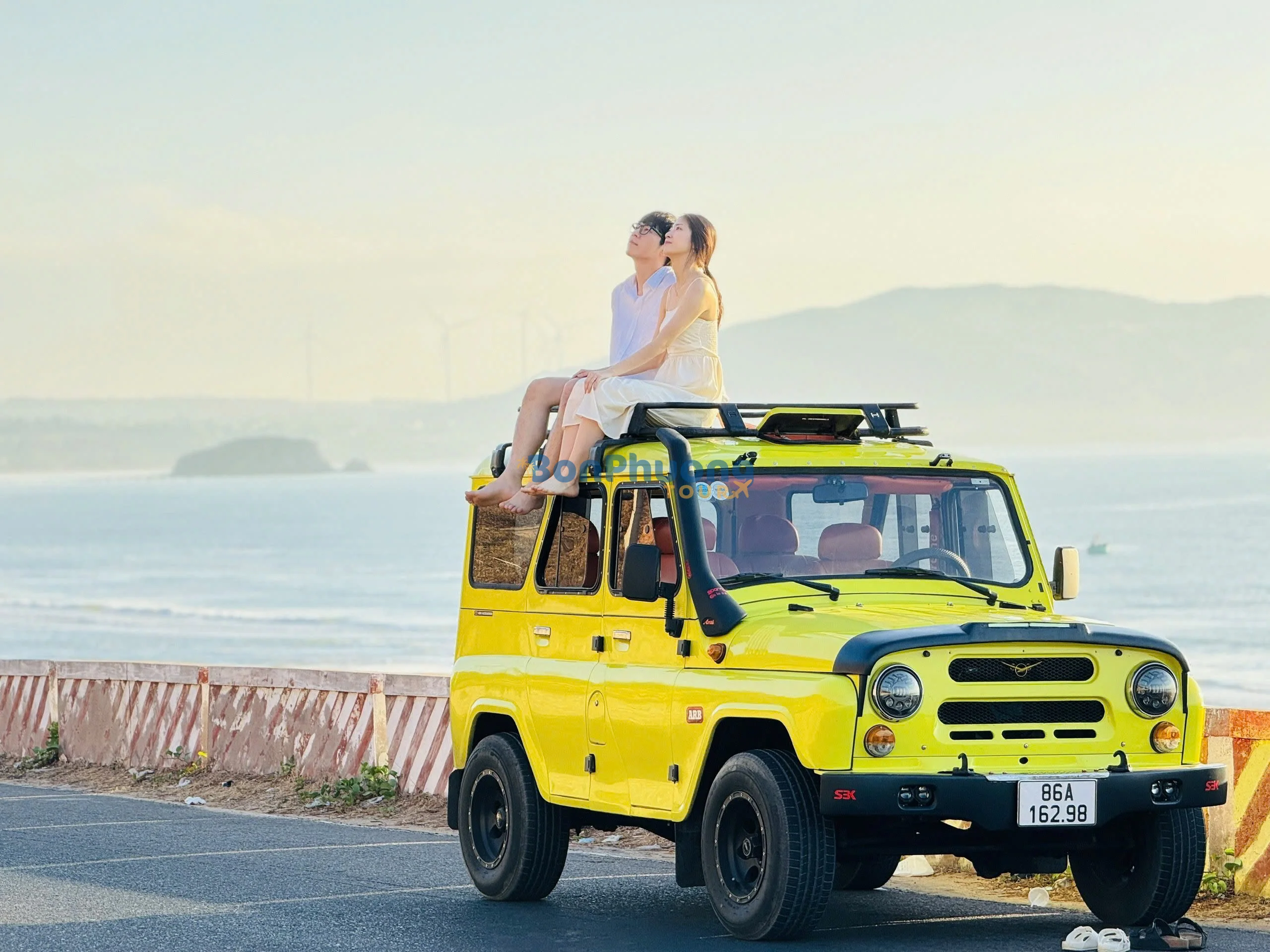 Tour 1 ngày jeep tour - Khám phá cung đường biển đẹp nhất Việt Nam