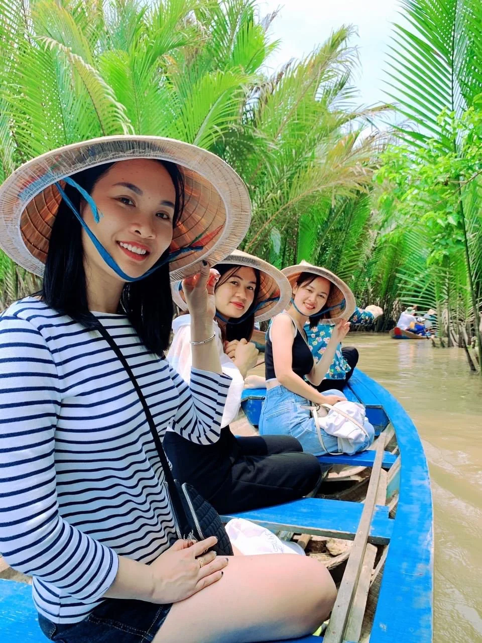 TOUR 1 NGÀY: MỸ THO - BẾN TRE