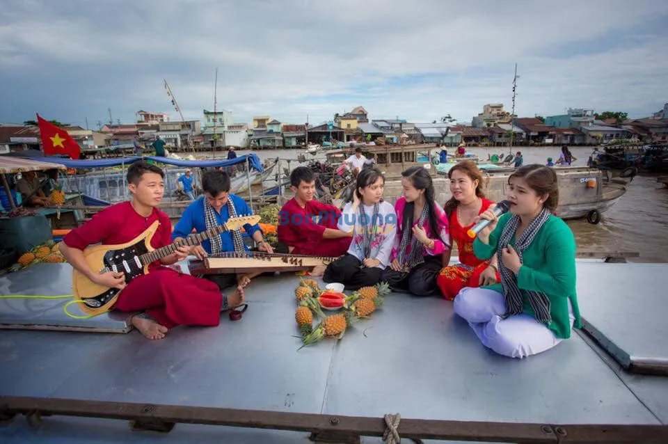 giao-luu-don-ca-tai-tu-nam-bo